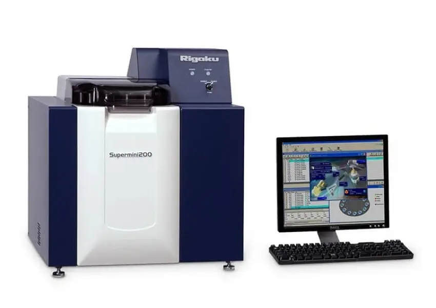 Supermini200-with-computer-monitor